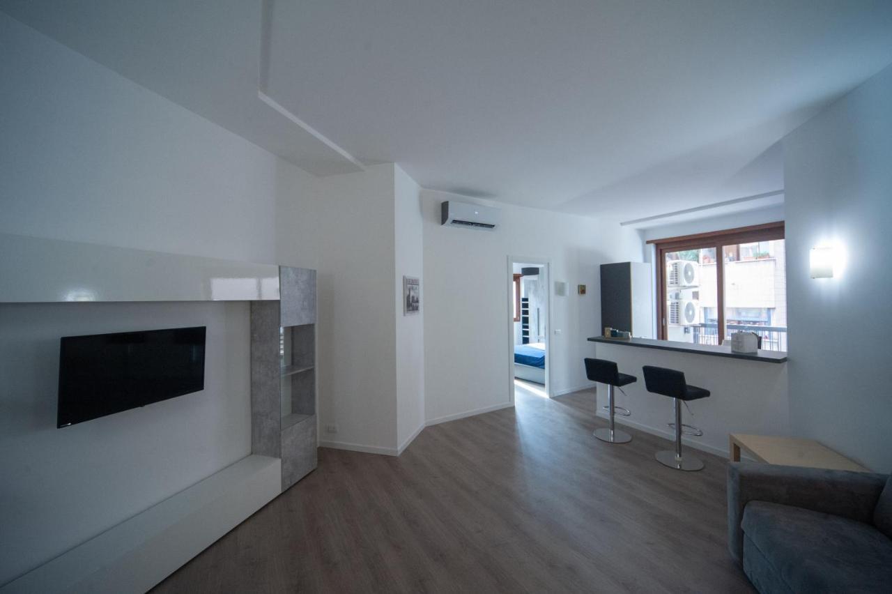 Roma Hub One Villa Buitenkant foto