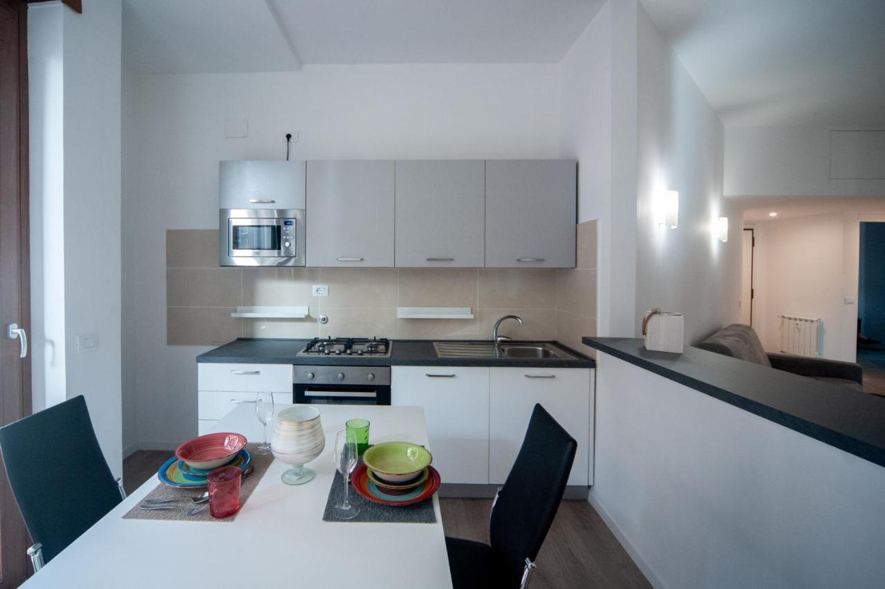 Roma Hub One Villa Buitenkant foto